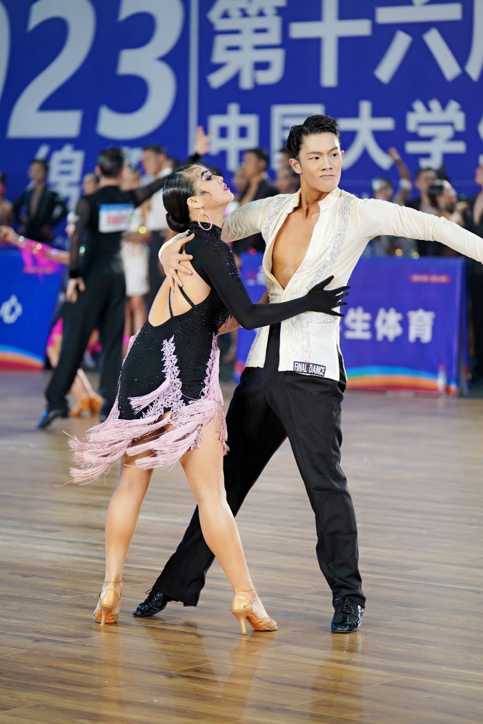 rTtA_1686539606877083146.jpg 3.jpg