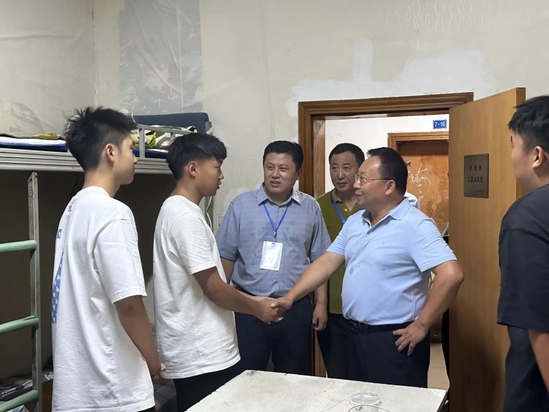 cBxq_1725775186360009360.jpg 2.jpg